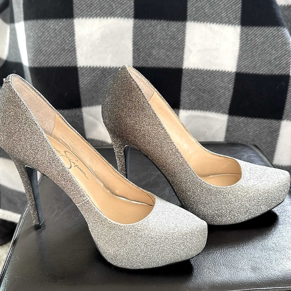 Jessica Simpson size 7 glitter heels!